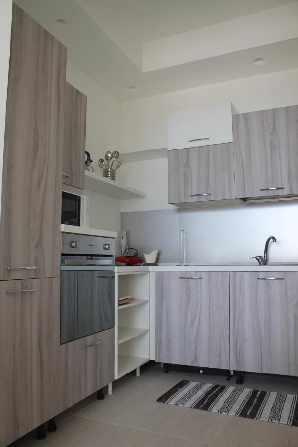La Casa Dei Capperi - The House Of Capers 1 Apartment Acireale Ngoại thất bức ảnh